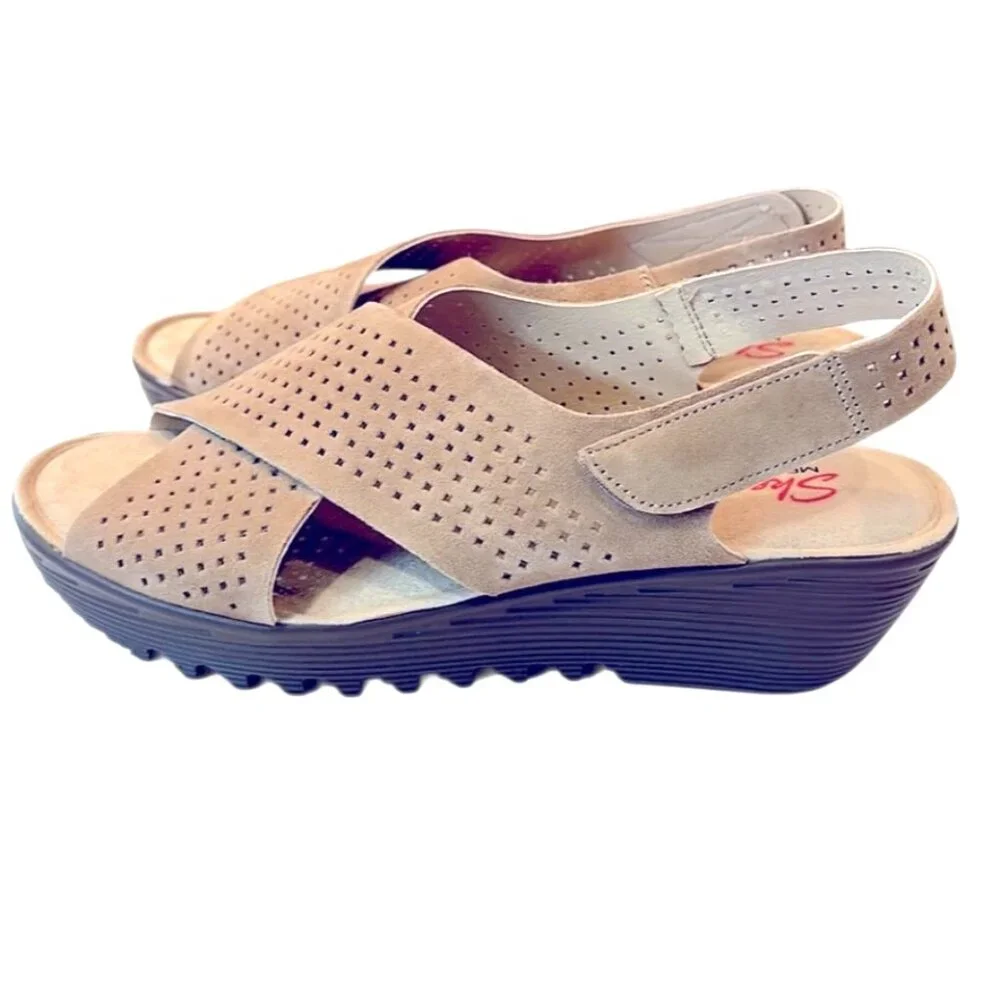 Skechers Perforated‎ Suede Slingback Wedge Cross Strap Sandals Sz 9 Tan 263E